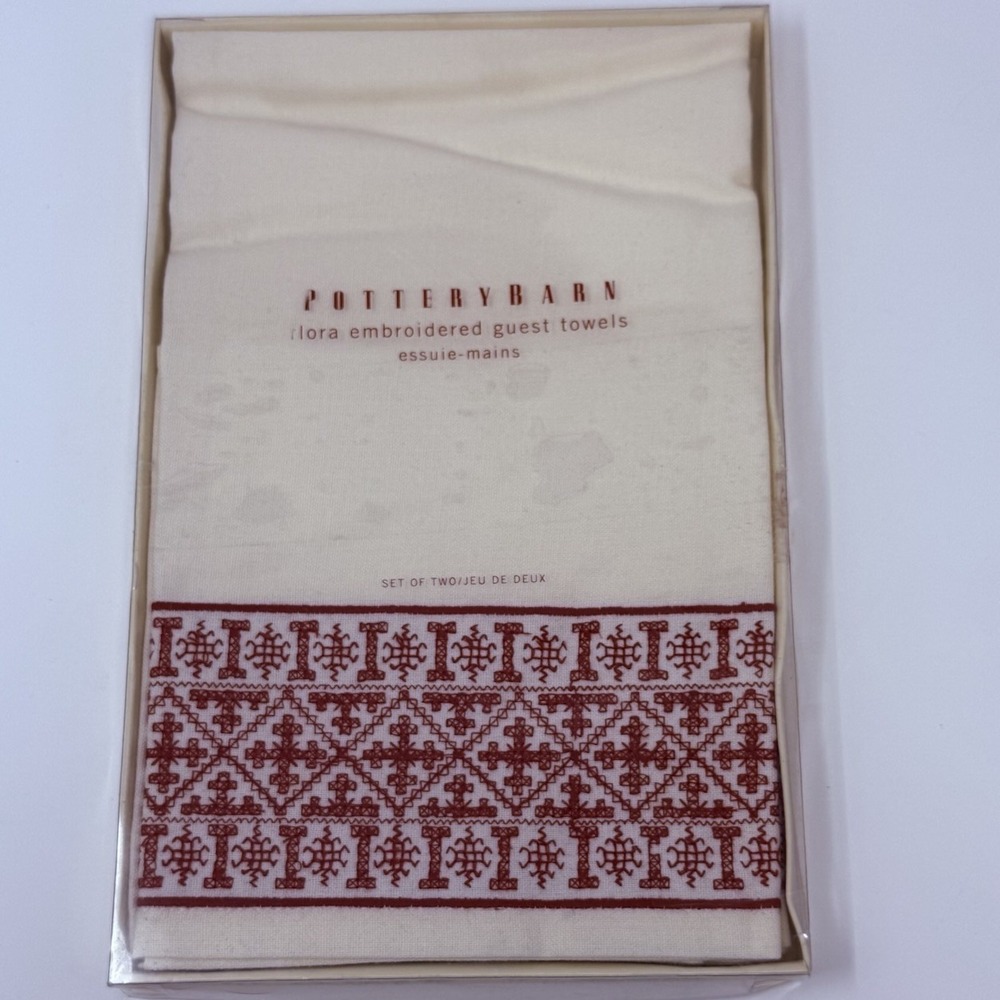 Pottery Barn Flora Embroidered Guest Towels Set Of 2 in Box - Red/Cream